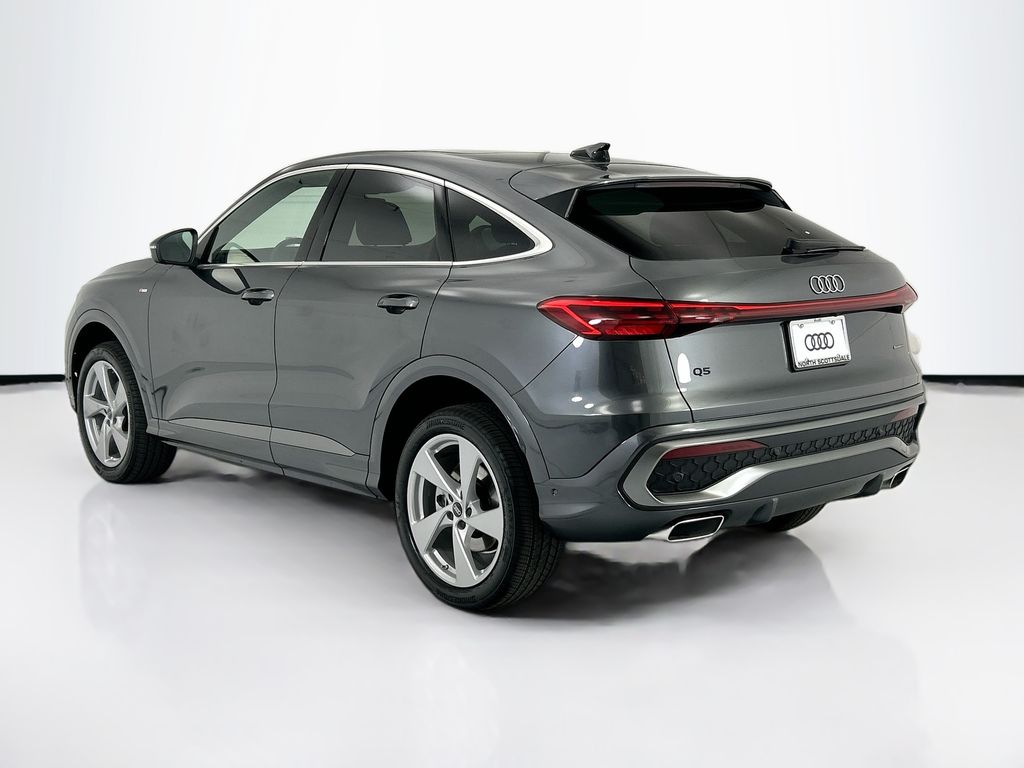 Thumbnail: 2026 Audi Q5 - 7
