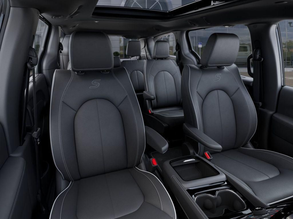 2026 Chrysler Pacifica Limited Black at South Hills CDJR