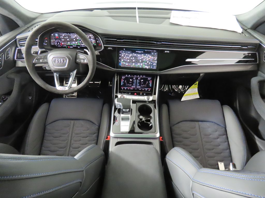 Thumbnail: 2026 Audi RS Q8 - 10