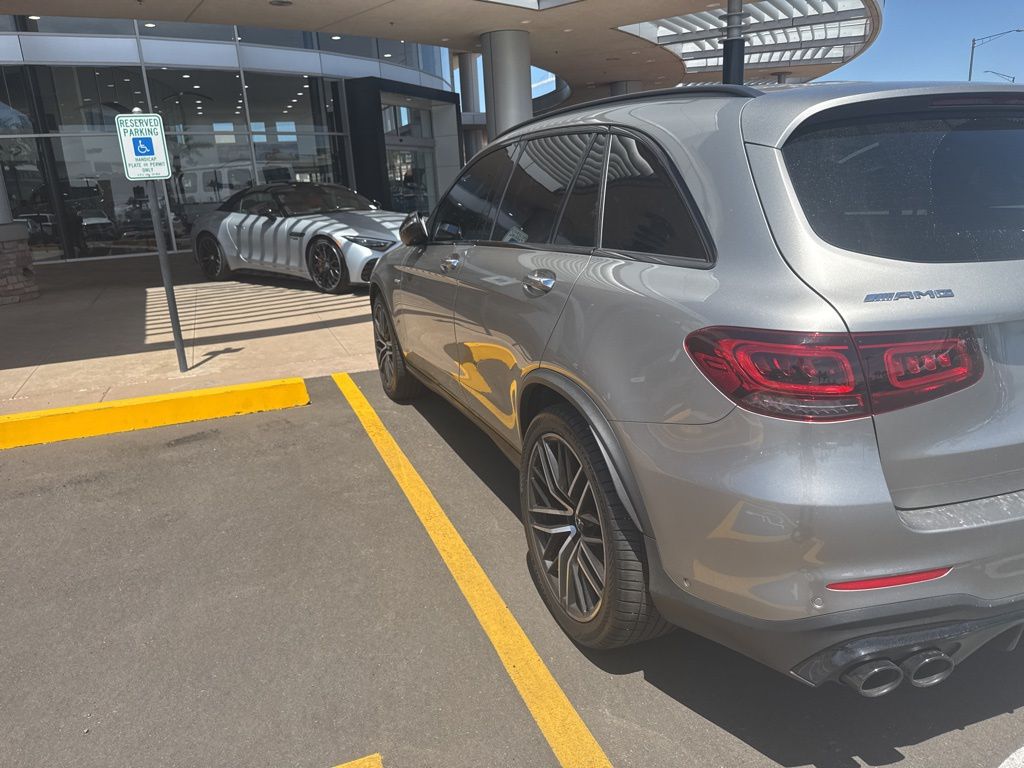 2022 Mercedes-Benz GLC 43 AMG 5