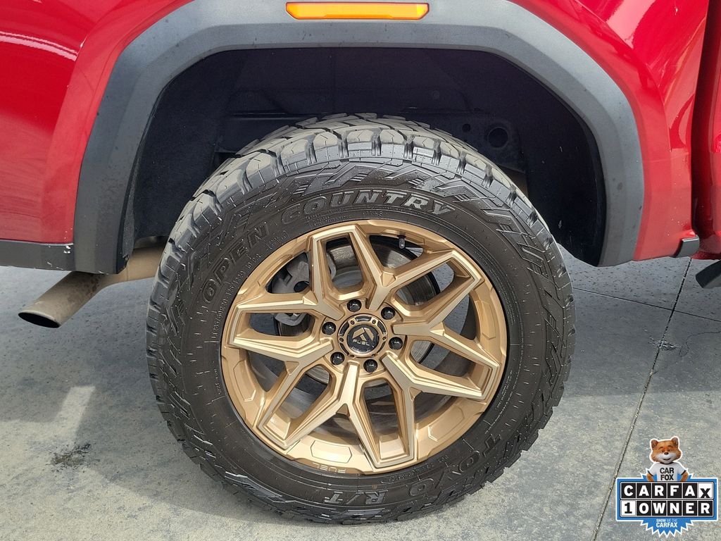 View vehicle photo 6