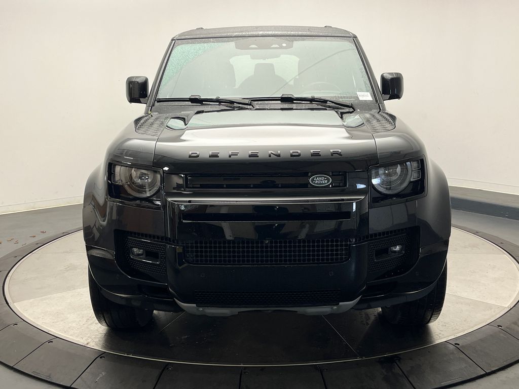 2023 Land Rover Defender 130 8