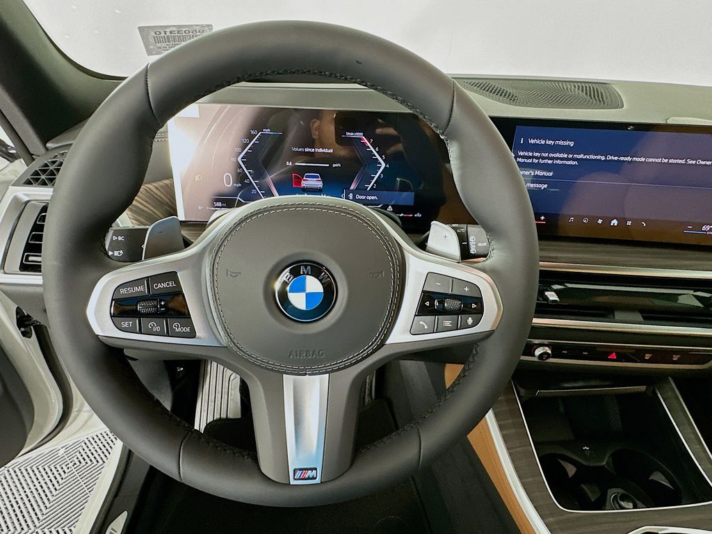 Thumbnail: 2026 BMW X5 - 10