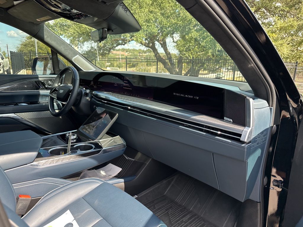 Used Car 2025 Cadillac Escalade Iq  Sport 2 For Sale Under $140,000 In Austin, Texas