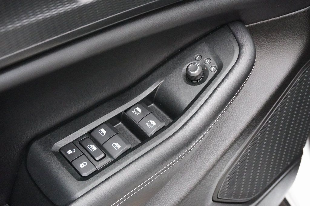 Used Car 2024 Jeep Grand Cherokee L  Altitude X For Sale Under $35,000 In Weatherford, Texas