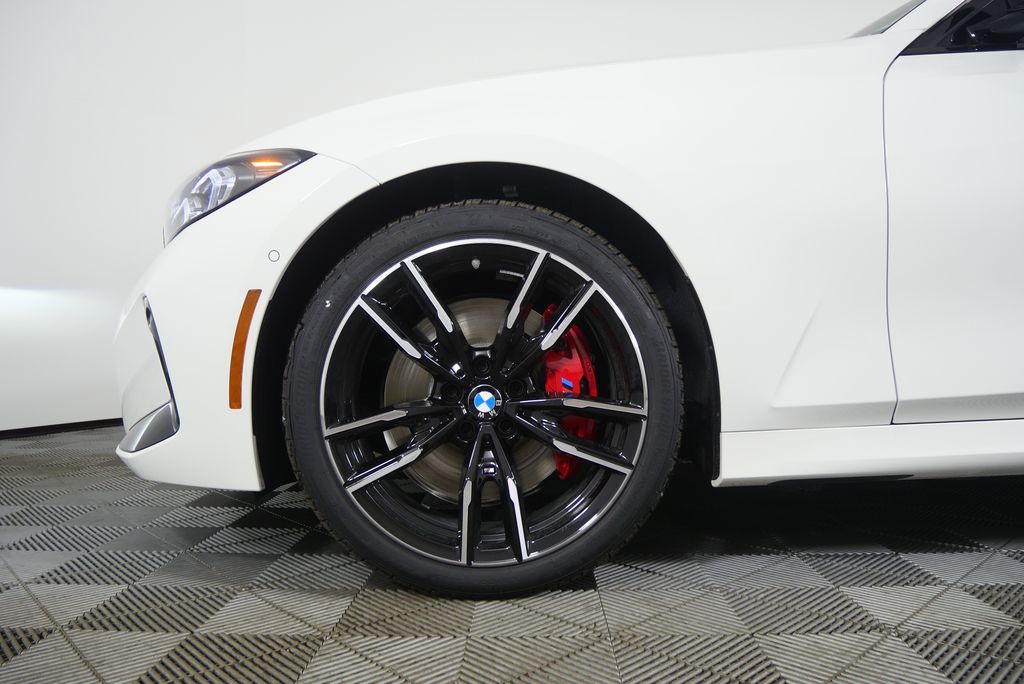 Thumbnail: 2026 BMW 3 Series - 7