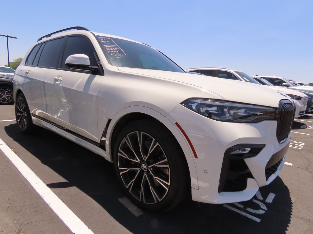 Thumbnail: 2021 BMW X7 - 2