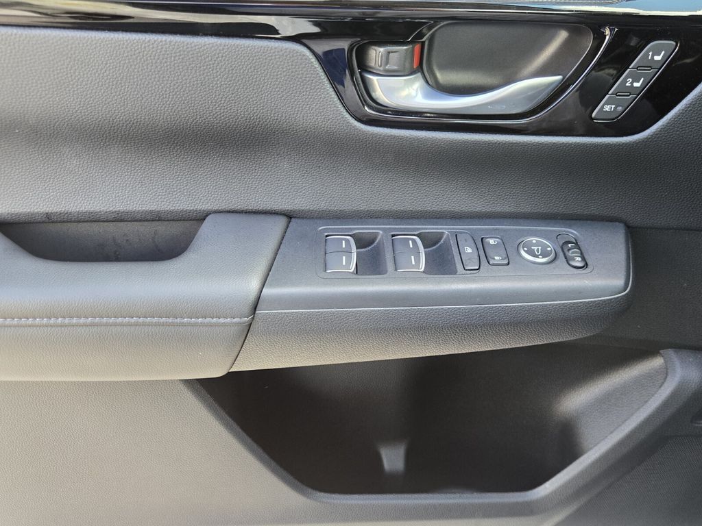 2025 Honda CR-V - $32,989