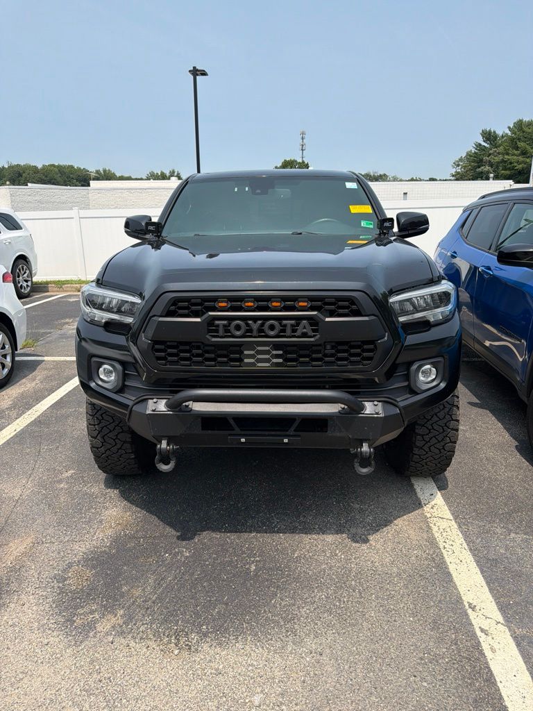 Midnight Black Metallic 2021 Toyota Tacoma Pickup Truck Four-Wheel Drive 6-Speed Automatic