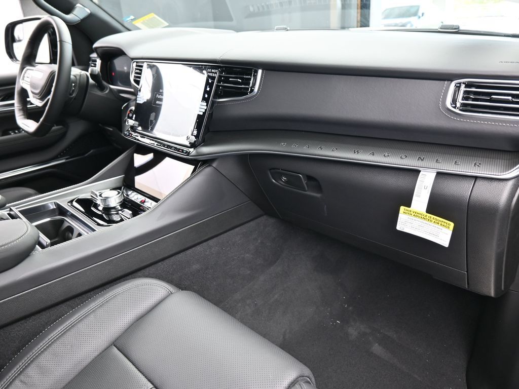 New 2026 High Gloss Black Jeep Summit Obsidian image 46