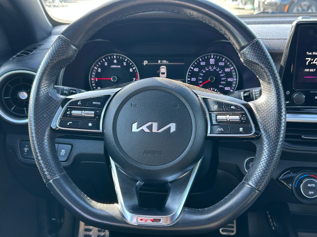 2023 Kia Forte GT-Line 18