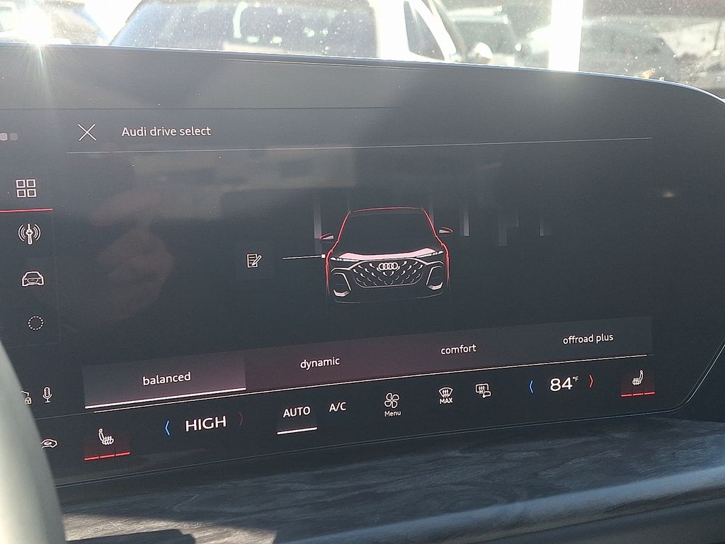 Thumbnail: 2025 Audi Q5 - 25