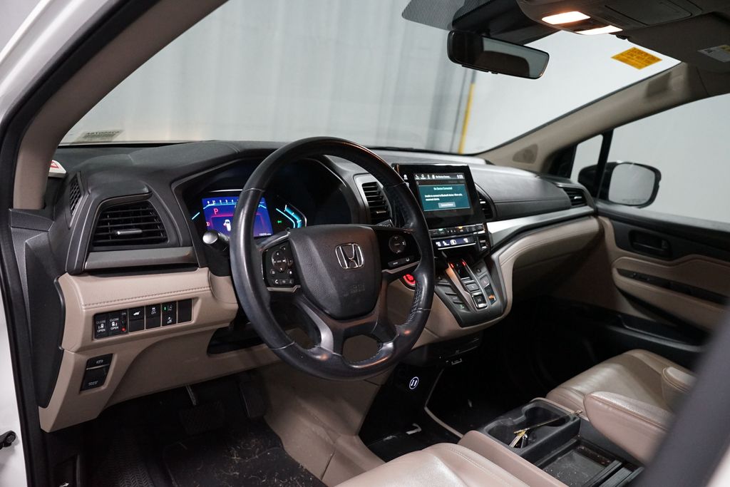 Thumbnail: 2018 Honda Odyssey - 7