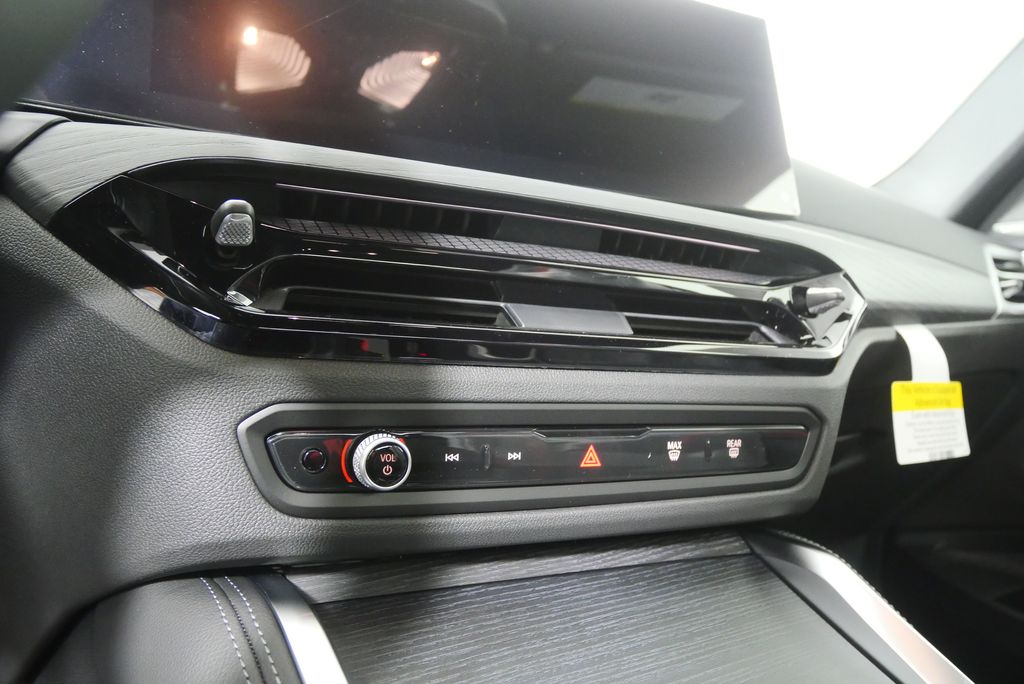 Thumbnail: 2026 BMW 4 Series - 18