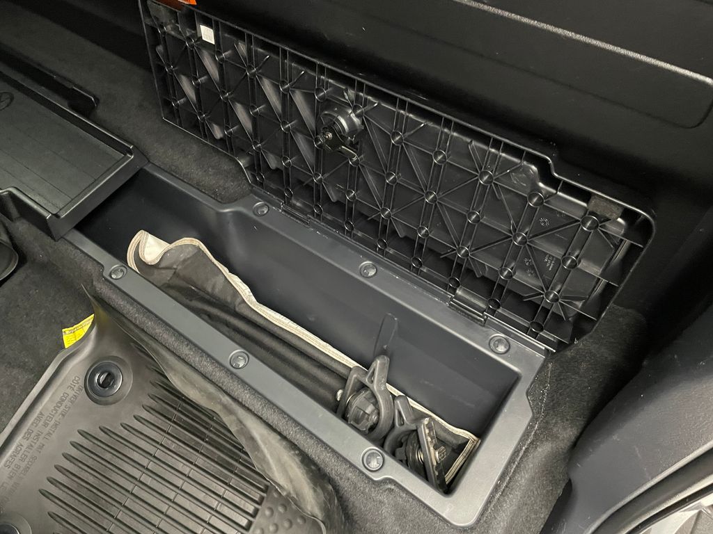 Thumbnail: 2019 Toyota Tacoma - 17