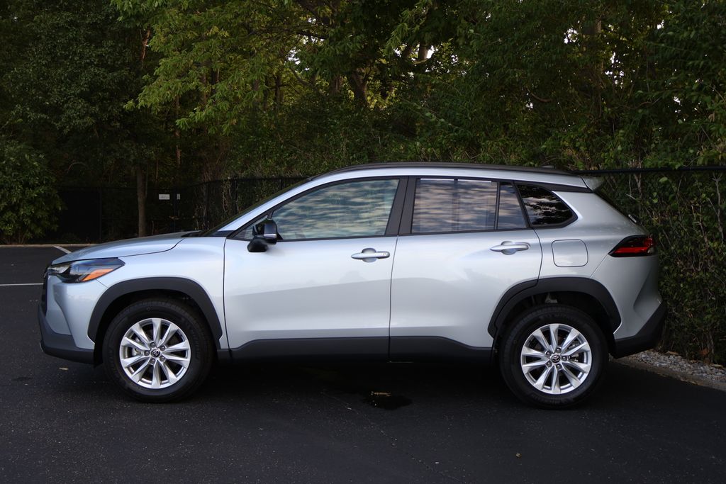 Thumbnail: 2026 Toyota Corolla Cross - 4