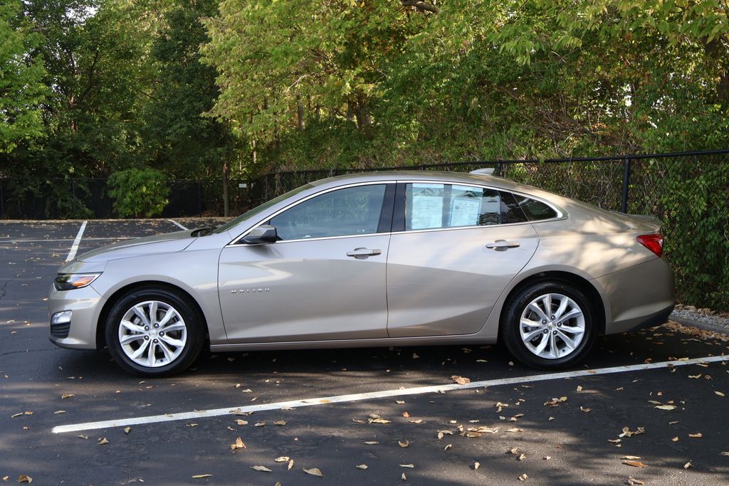 Thumbnail: 2024 Chevrolet Malibu - 4