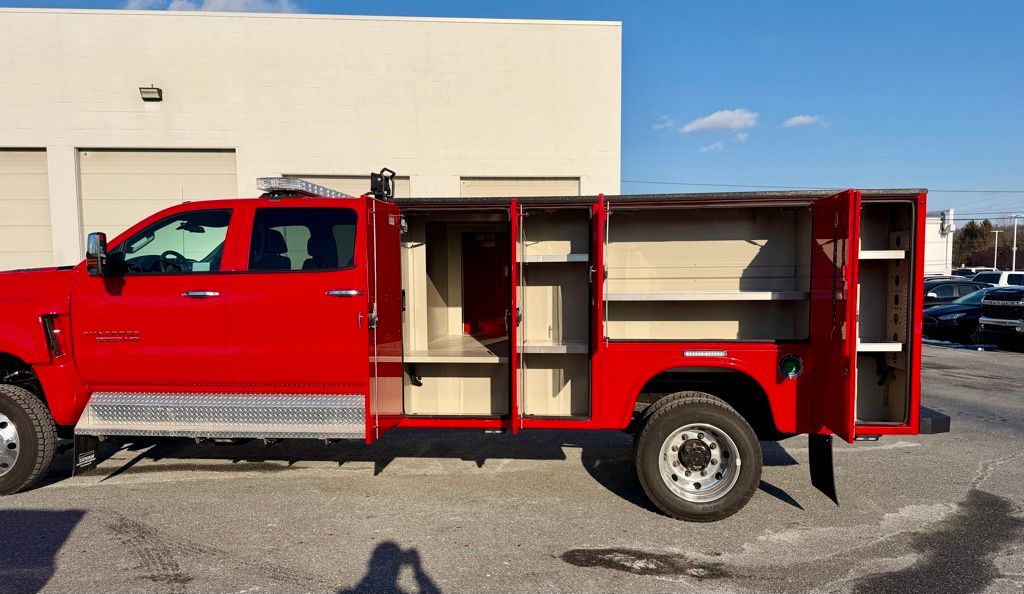 2023 Chevrolet Silverado 6500HD 1WT - 3