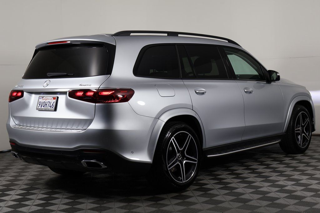 Thumbnail: 2026 Mercedes-Benz GLS - 4