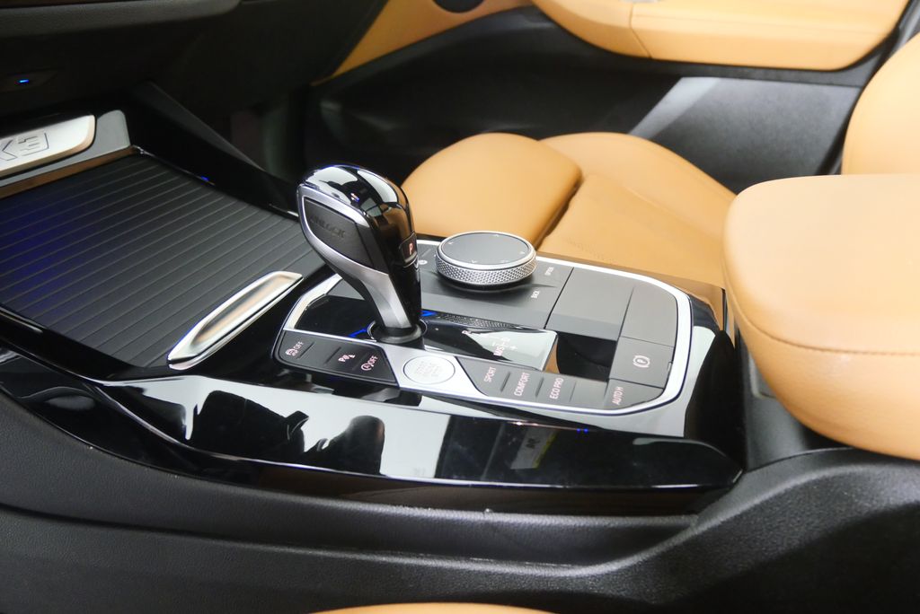 Thumbnail: 2024 BMW X3 - 23