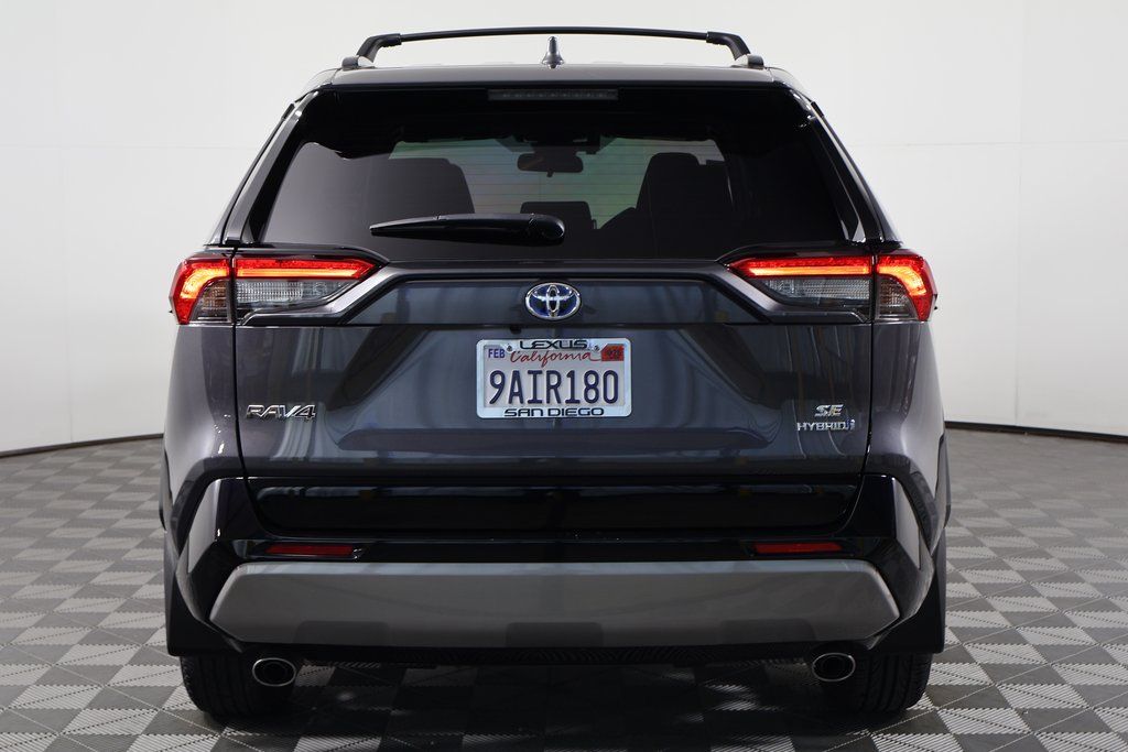 Thumbnail: 2022 Toyota RAV4 - 5