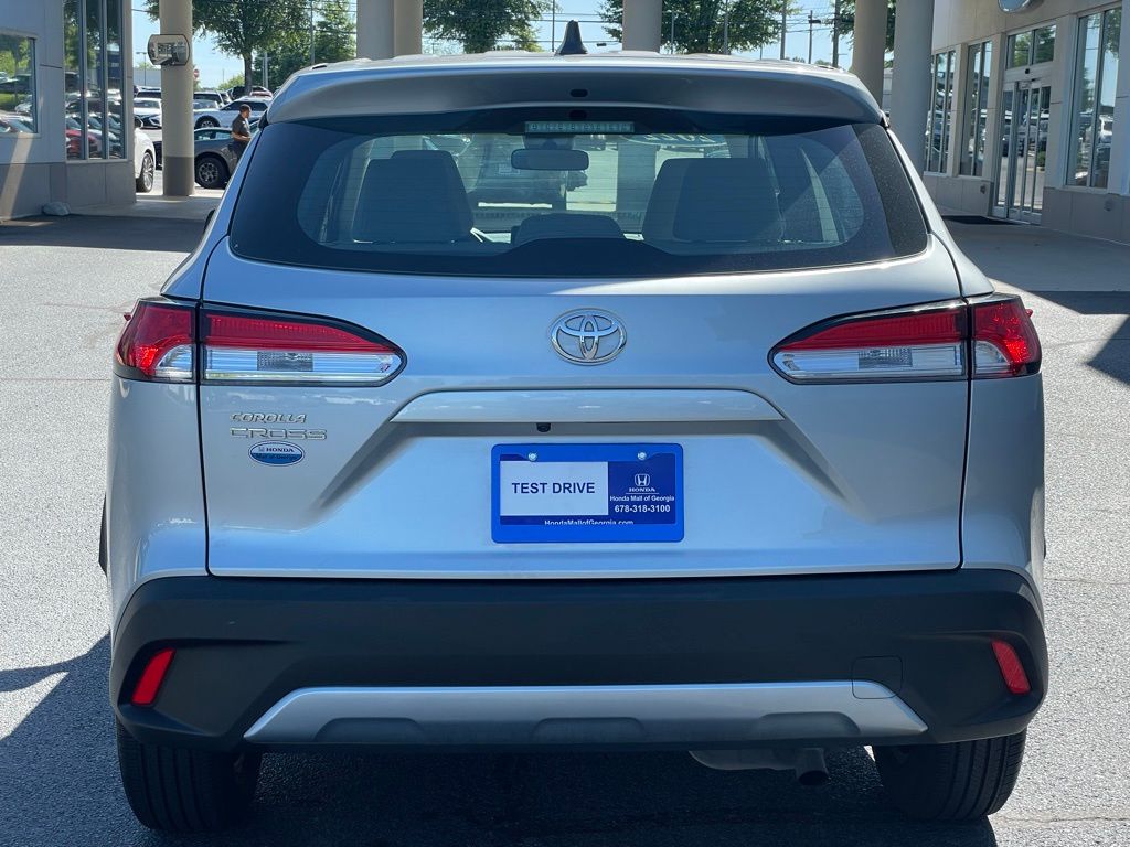 2022 Toyota Corolla Cross L 5