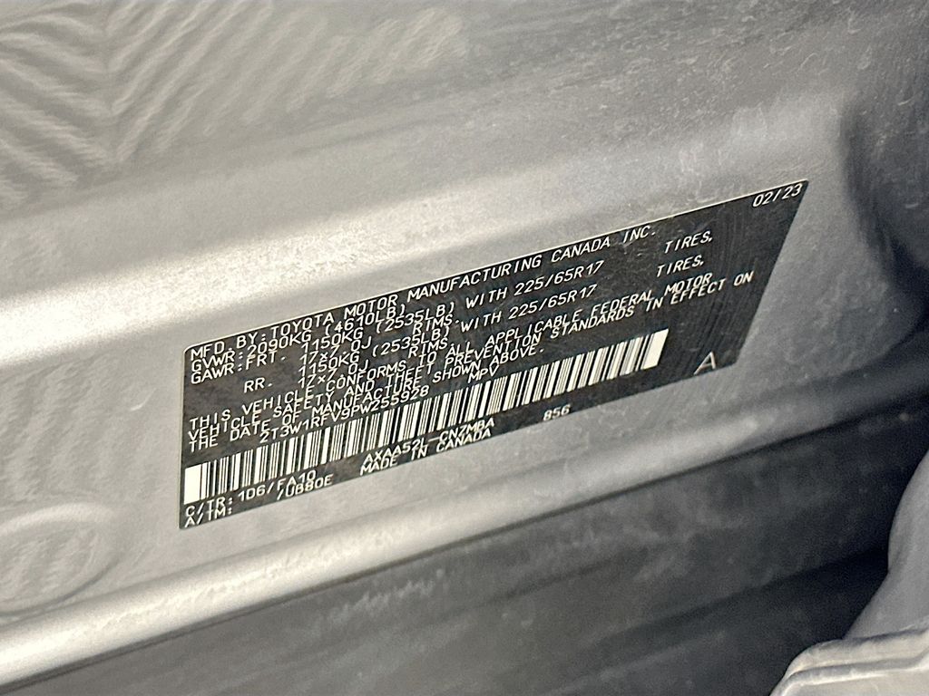 Thumbnail: 2023 Toyota RAV4 - 32