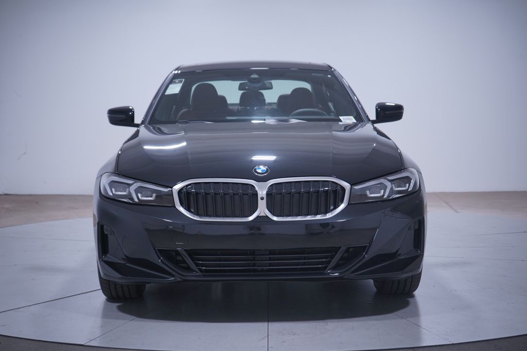 Thumbnail: 2026 BMW 3 Series - 4