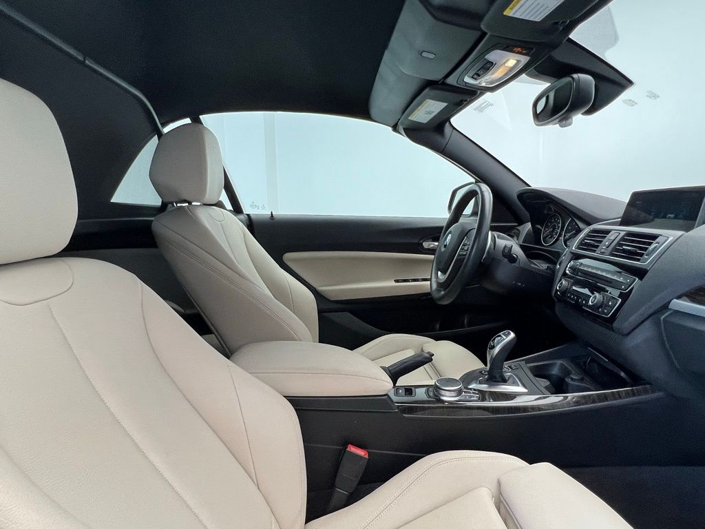 2017 BMW 2 Series 230i xDrive 10
