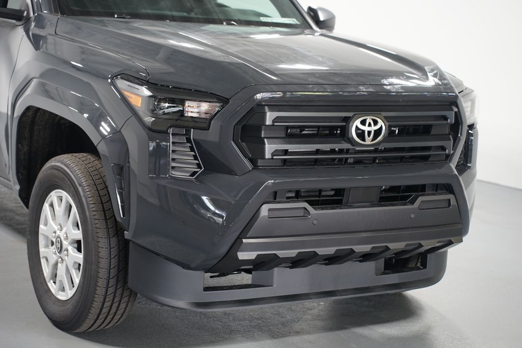 Thumbnail: 2025 Toyota Tacoma - 4