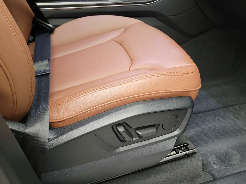 Thumbnail: 2023 Audi Q7 - 14