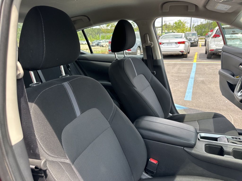 2024 Rosewood Metallic Nissan Sentra SV FWD Sedan
