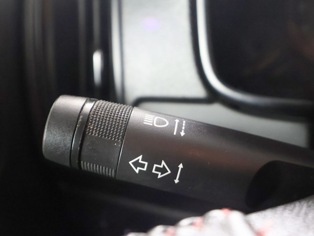 Used 2016 Black GMC SLE1 image 30