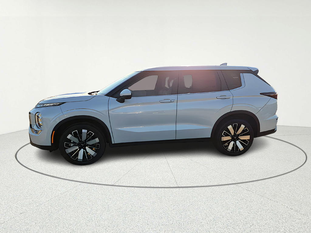 2026 Mitsubishi Outlander SE - 2