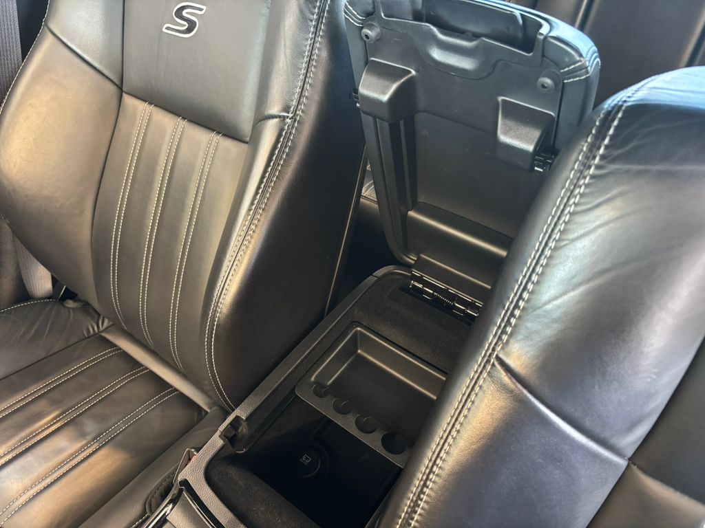 2023 Chrysler 300 S