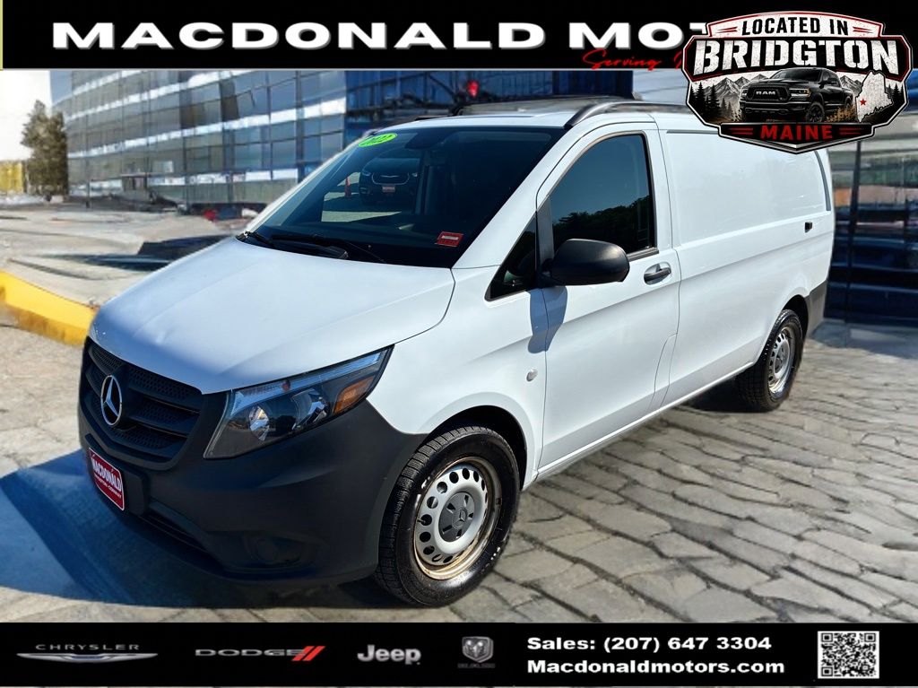 2022 Mercedes-Benz Metris Passenger RWD