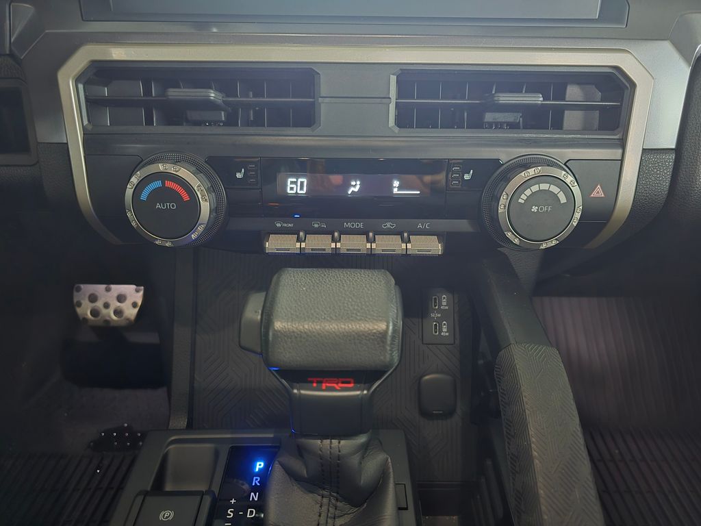 Thumbnail: 2024 Toyota Tacoma - 25