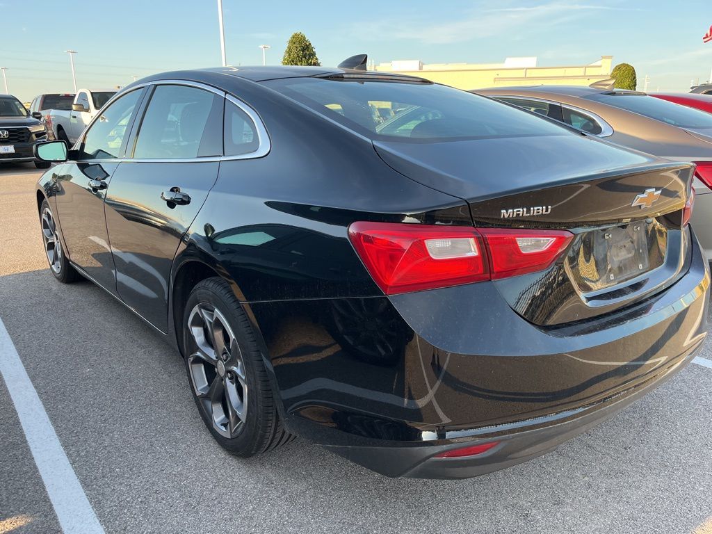 Thumbnail: 2023 Chevrolet Malibu - 4