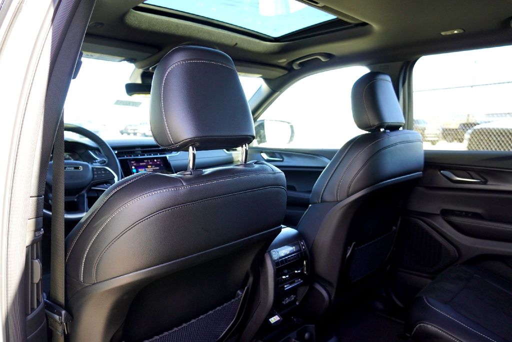 New Car 2025 Jeep Grand Cherokee L  Altitude X For Sale Under $40,000 In Taylor, Texas