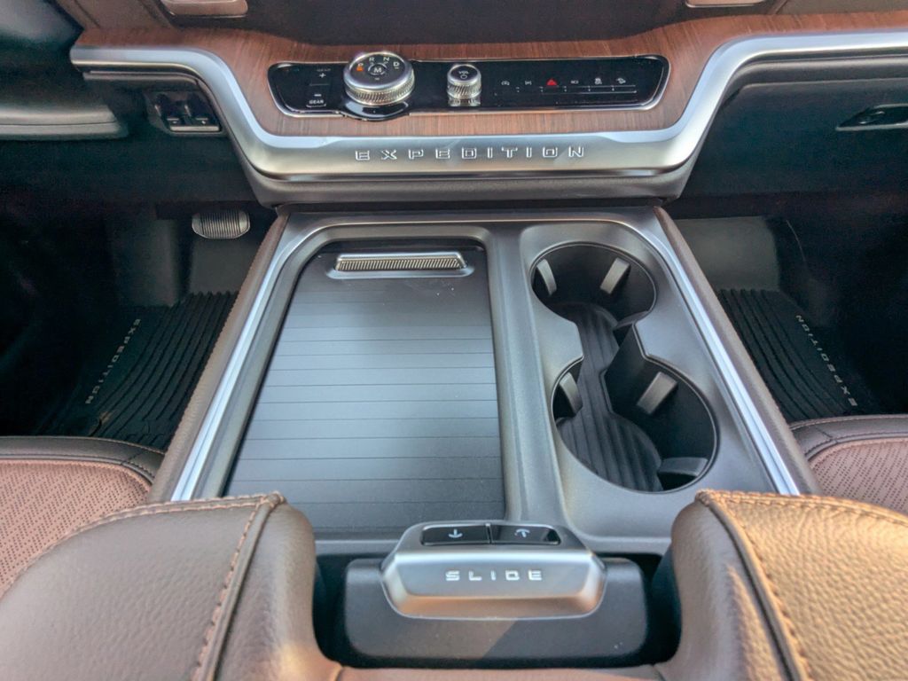 2025 Ford Expedition King Ranch