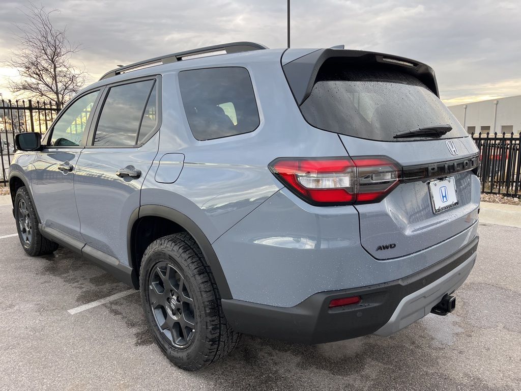 Thumbnail: 2025 Honda Pilot - 4