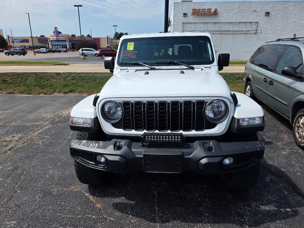 2024 Jeep Gladiator Blanco (Bright White Clearcoat) Camioneta Todo terreno 8 velocidades Automática