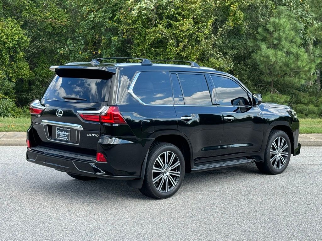 2020 Lexus LX 570 15