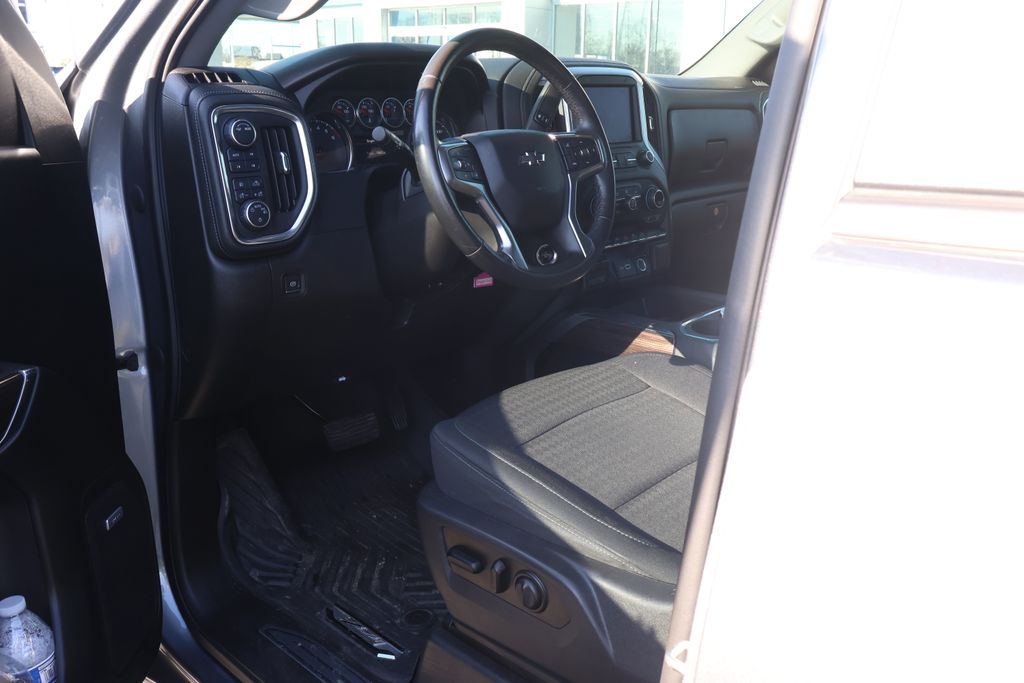 Thumbnail: 2021 Chevrolet Silverado 1500 - 8