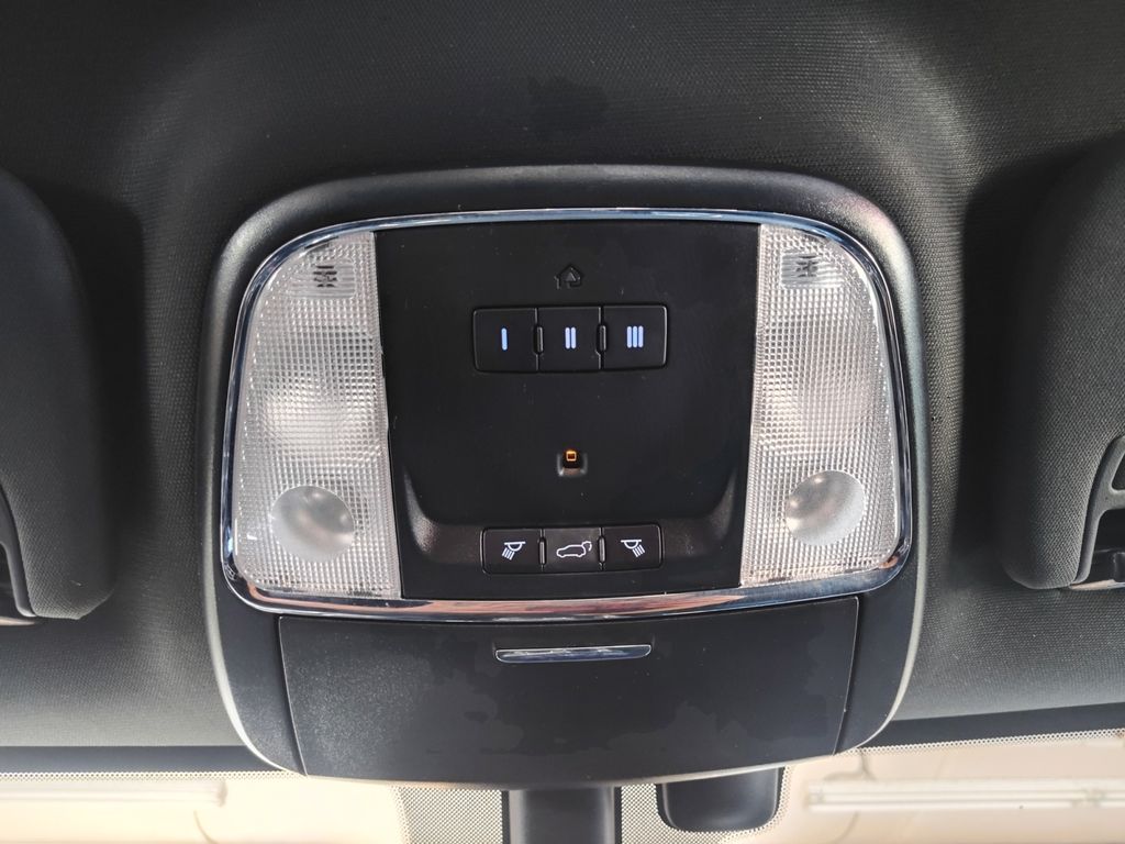 Used Car 2019 Jeep Grand Cherokee  Limited For Sale Under $20,000 In Austin, Texas