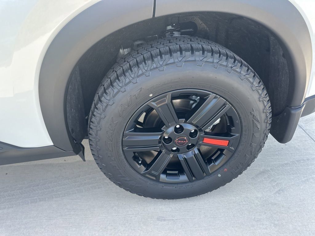 2025 Everest White Pearl Nissan Rogue Rock Creek AWD SUV