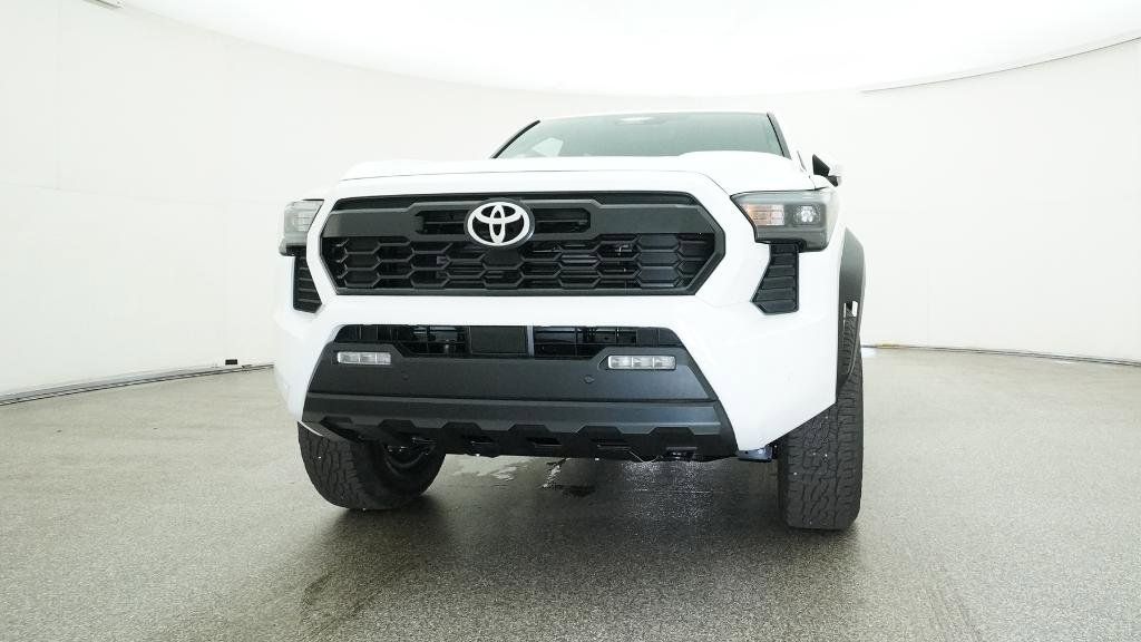Thumbnail: 2025 Toyota Tacoma - 25