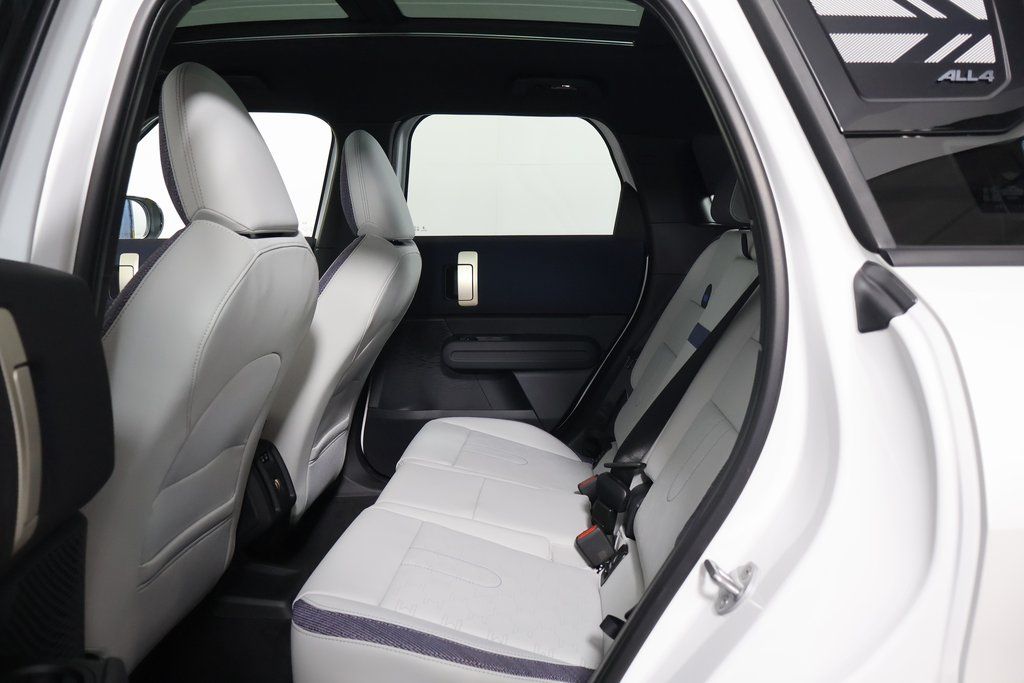 Thumbnail: 2027 MINI Cooper Countryman - 6