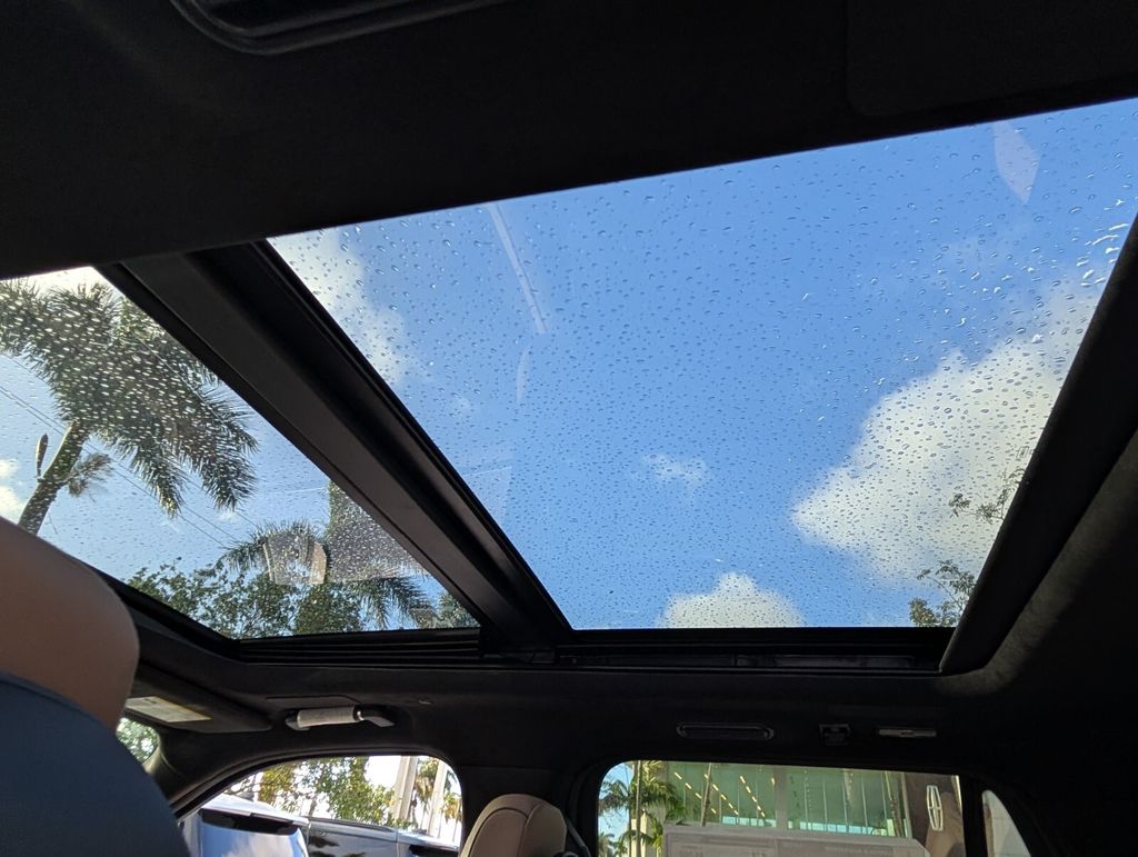 new 2026 Lincoln Navigator car, priced at $123,415