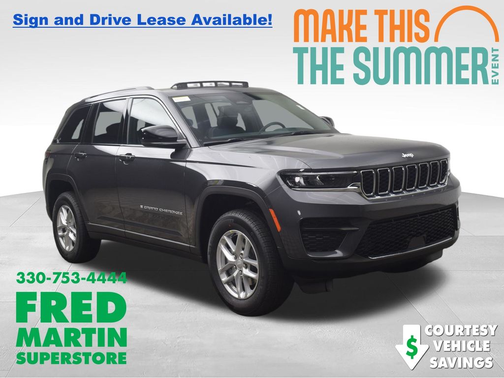 new 2026 Jeep Grand Cherokee car, priced at $37,984